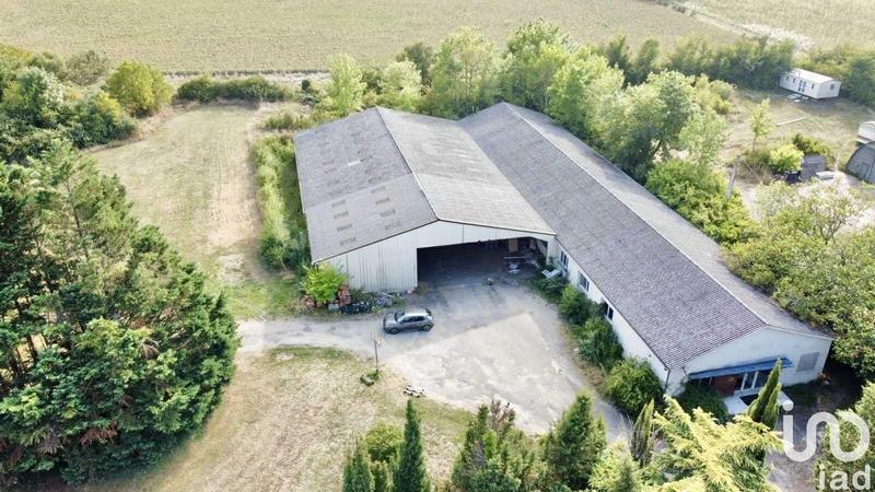 Local commercial - 1 408 m²