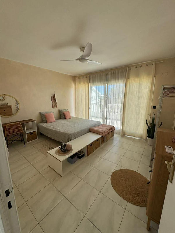 Maison - 197 m² - 8 pièces