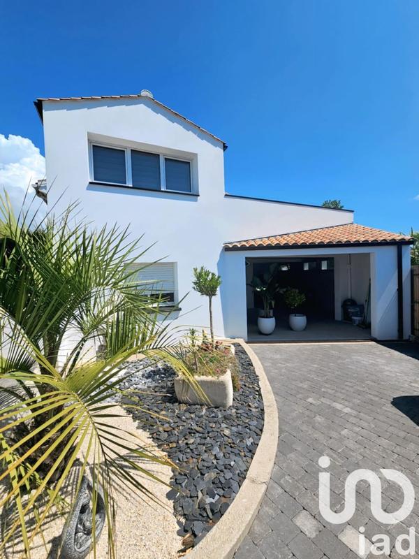 Maison - 167 m² - 6 pièces