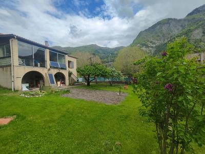 Maison - 113 m² - 4 pièces