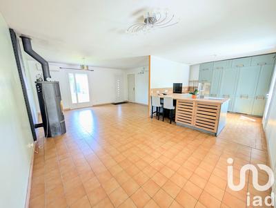 Maison - 88 m² - 4 pièces