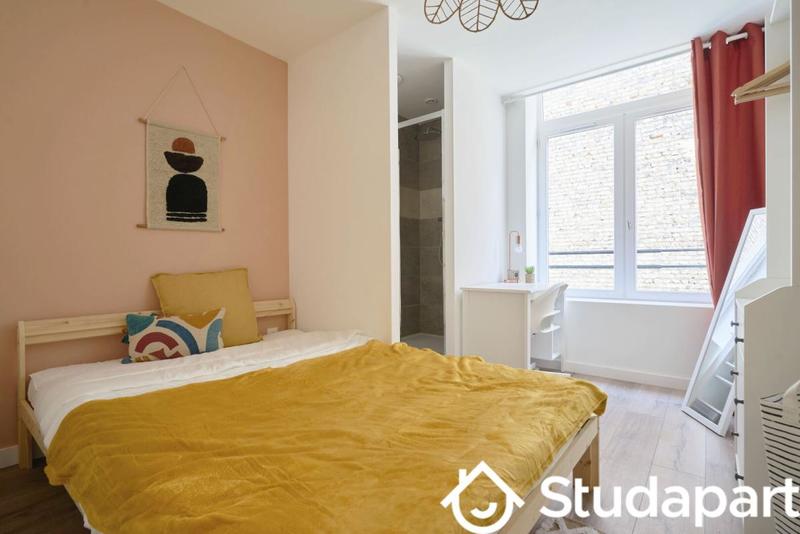 Chambre - 10 m² - 1 pièce