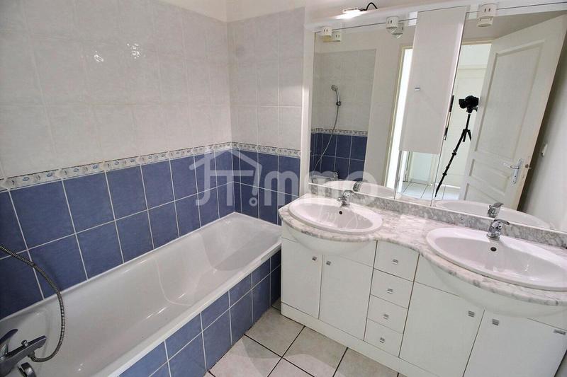Appartement - 57 m² - 3 pièces