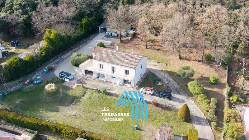 Maison ancienne - 150 m² - 8 pièces