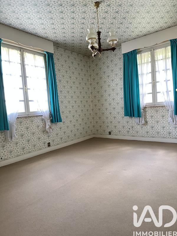 Maison - 322 m² - 9 pièces