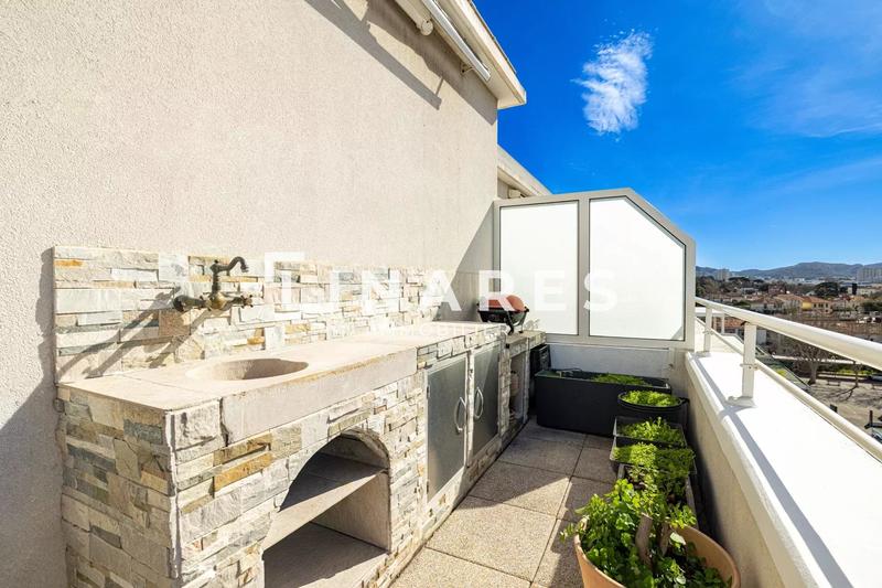 Appartement - 85 m² - 4 pièces