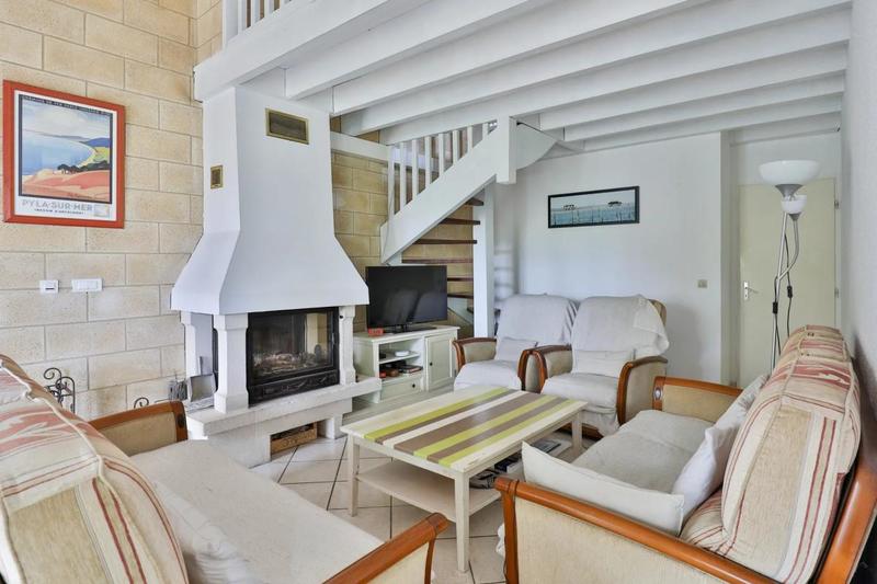 Maison - 209 m² - 8 pièces