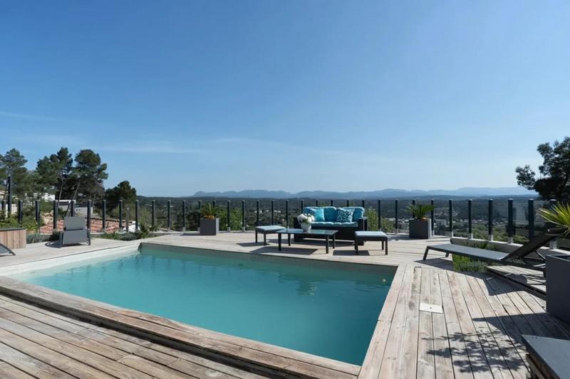 Maison - 152 m² - 5 pièces