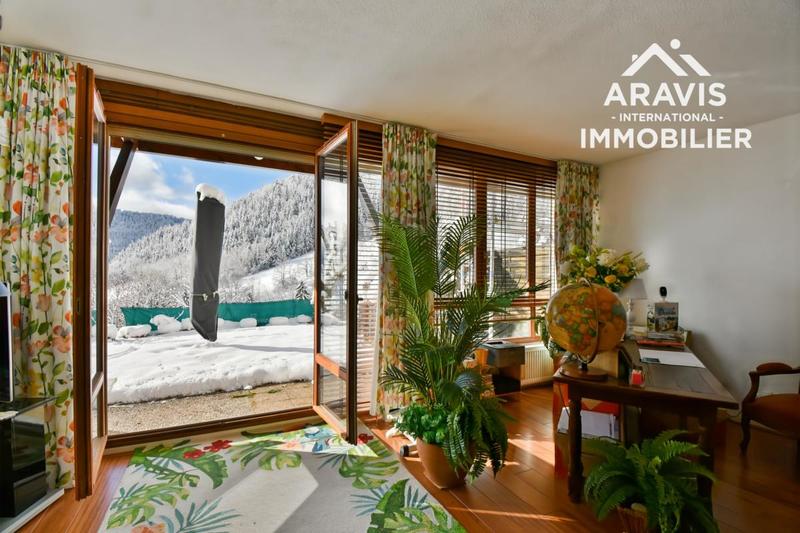 Appartement - 100 m² - 4 pièces