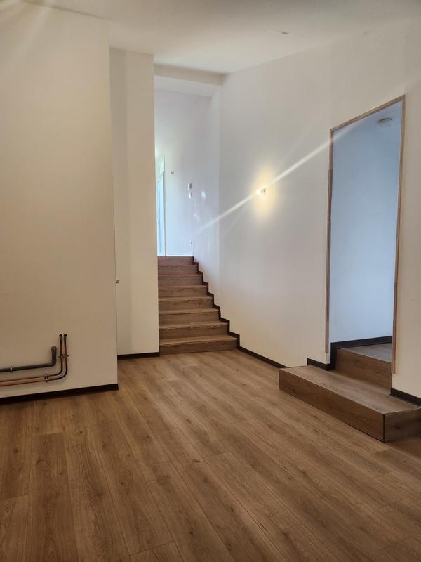 Maison - 320 m² - 10 pièces