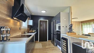 Maison - 95 m² - 5 pièces