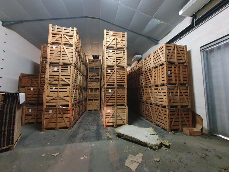 Local d'activité / Entrepôt - 1 600 m²