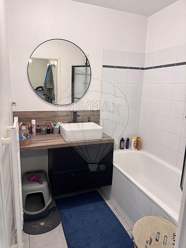 Appartement - 49 m² - 2 pièces