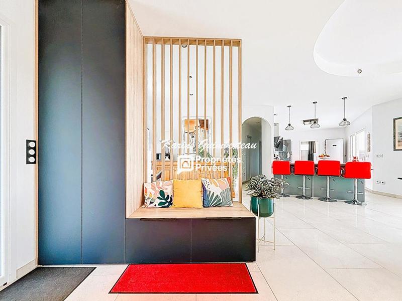 Villa - 160 m² - 5 pièces