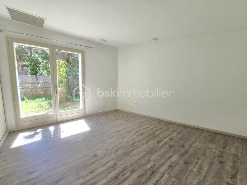 Appartement - 84 m² - 3 pièces