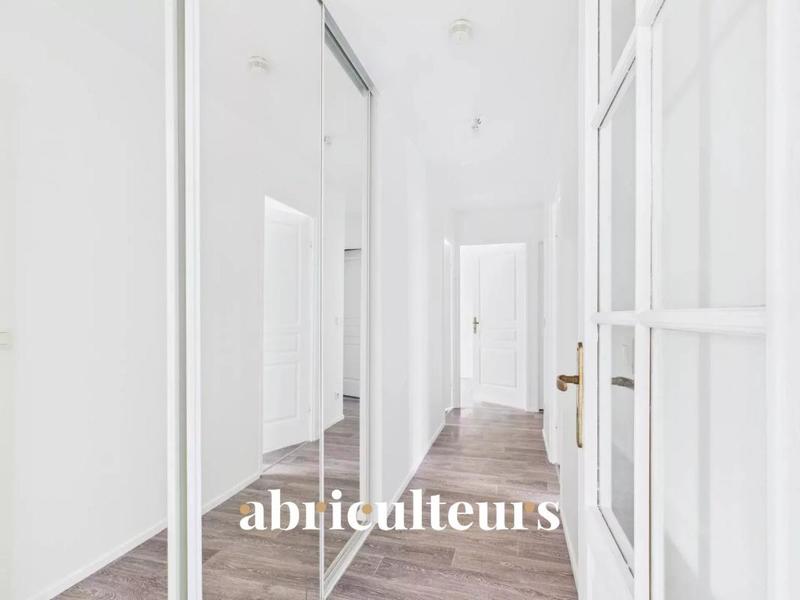 Appartement - 84 m² - 4 pièces