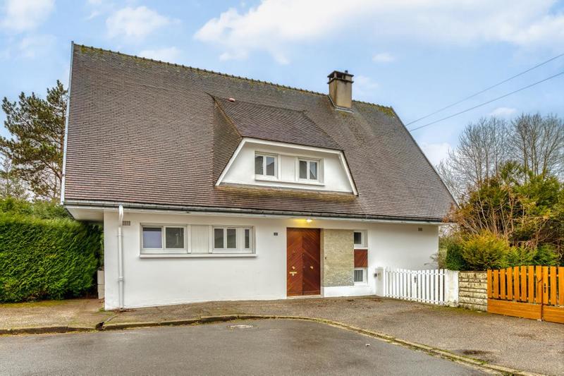 Maison ancienne - 178 m² - 9 pièces