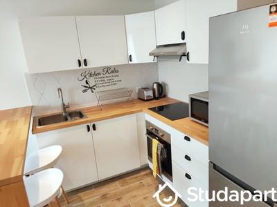 Chambre - 10 m² - 1 pièce