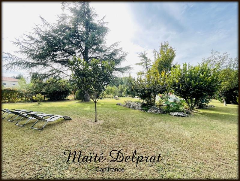 Maison - 140 m² - 6 pièces