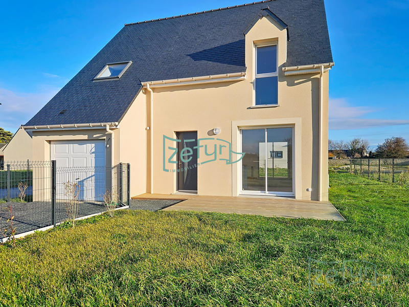 Maison traditionnelle - 105 m² - 6 pièces