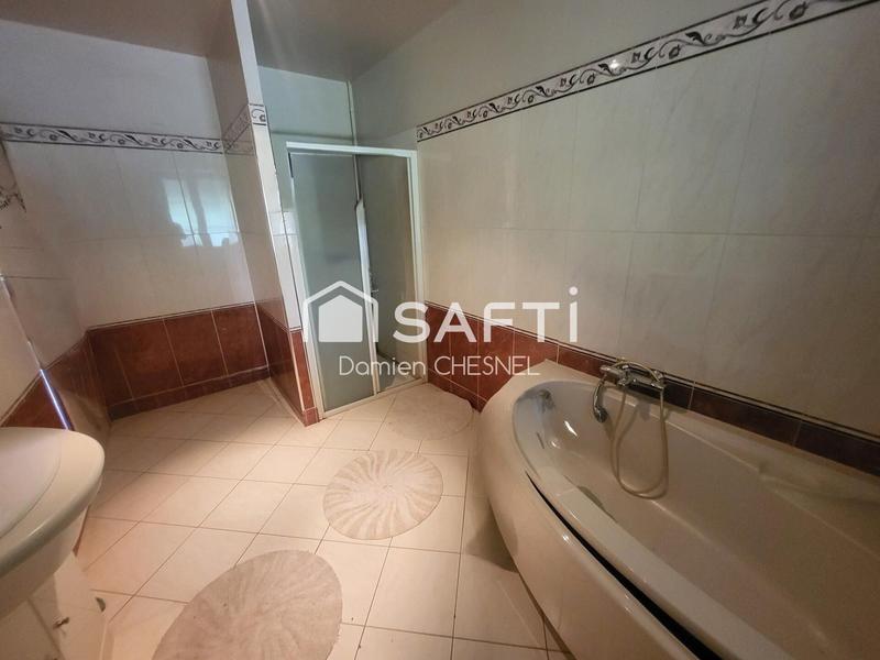 Maison - 239 m² - 5 pièces