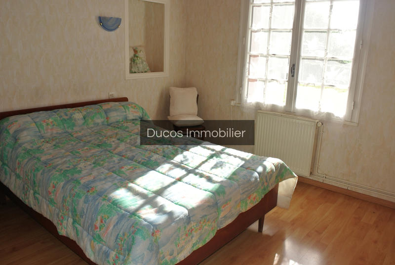 Maison - 223 m² - 9 pièces