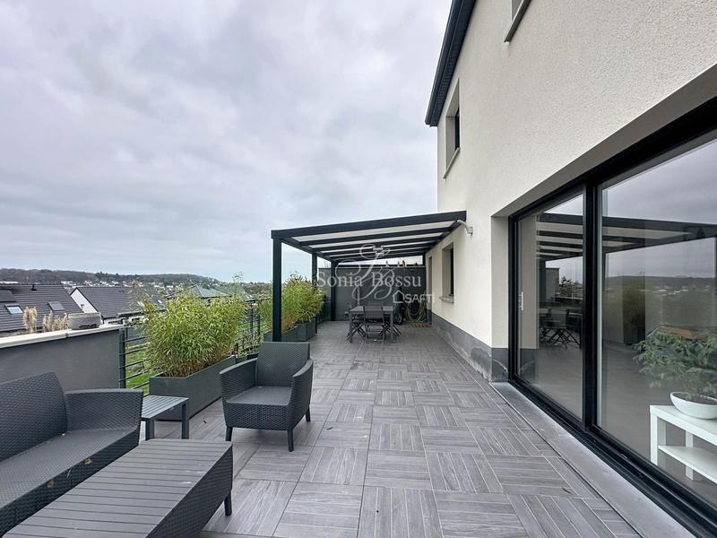 Maison - 124 m² - 6 pièces