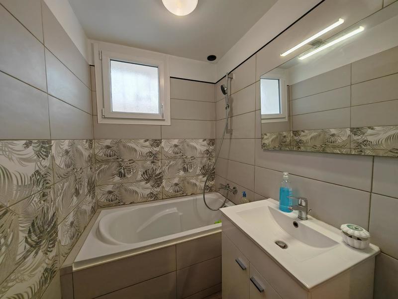 Maison - 143 m² - 6 pièces