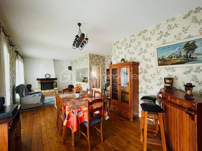 Maison - 184 m² - 6 pièces