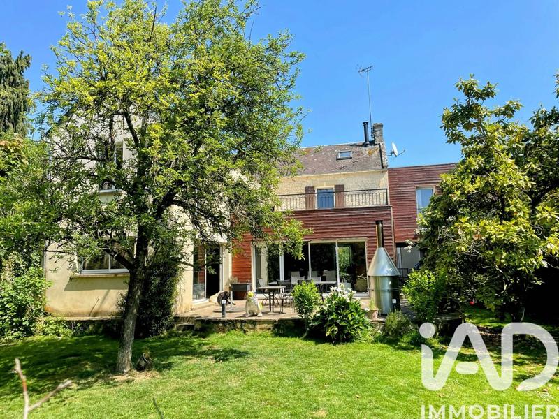 Maison - 365 m² - 12 pièces