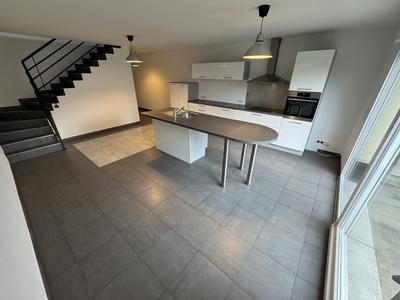 Maison - 141 m² - 6 pièces