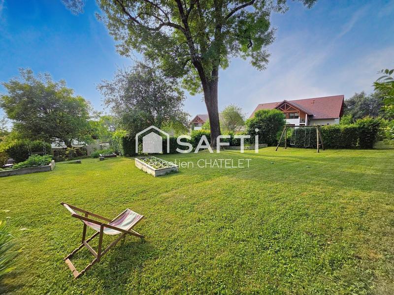 Maison - 200 m² - 7 pièces