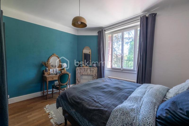 Maison bourgeoise - 230 m² - 8 pièces