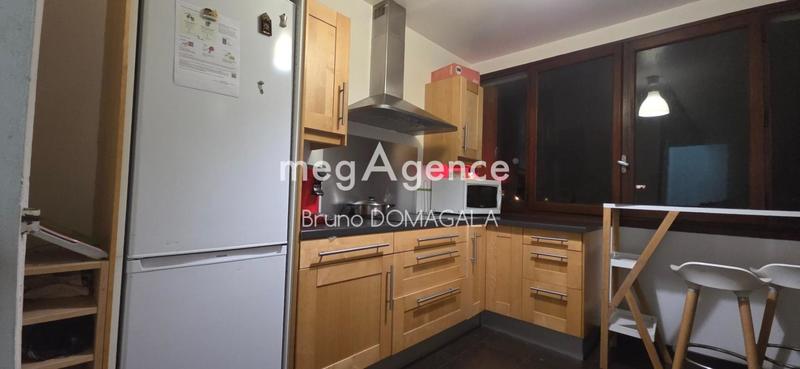 Appartement - 64 m² - 4 pièces