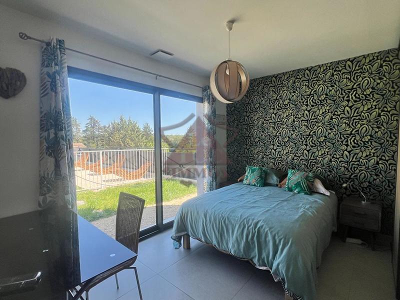 Maison - 159 m² - 7 pièces