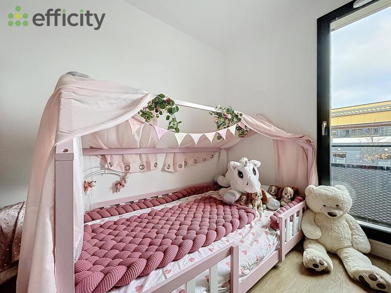 Appartement - 82 m² - 4 pièces