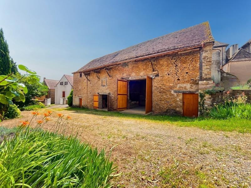 Maison en pierre - 175 m² - 7 pièces