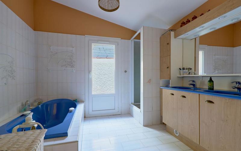 Maison - 144 m² - 5 pièces