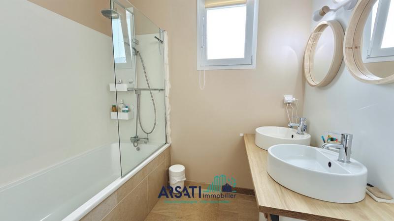 Maison contemporaine - 90 m² - 5 pièces