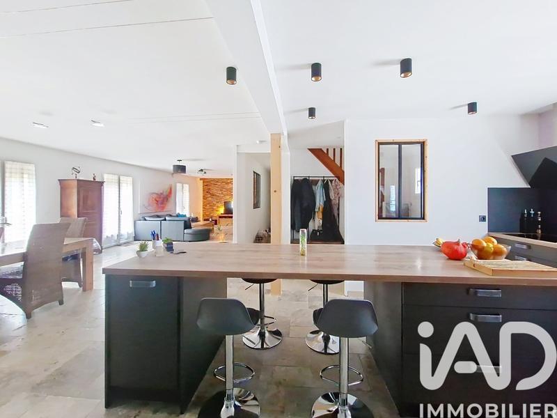 Maison - 169 m² - 7 pièces
