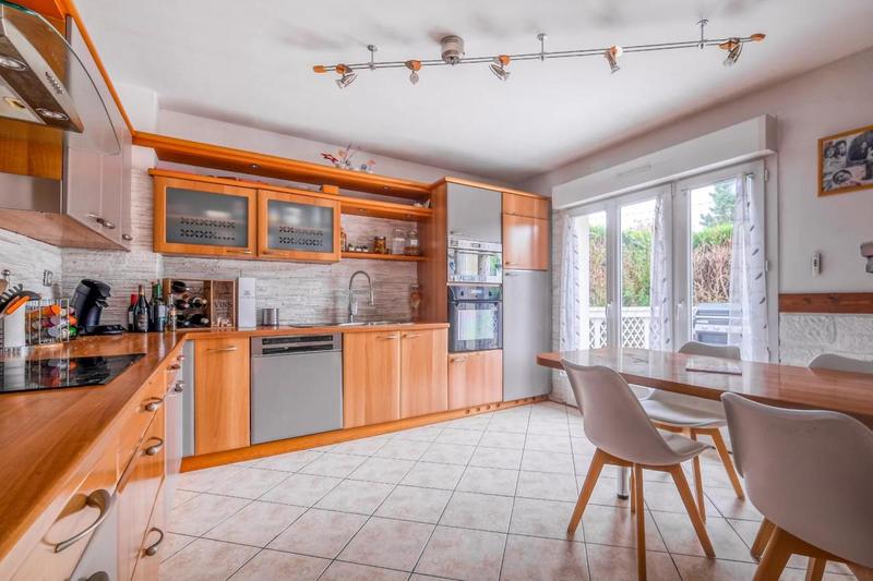 Maison - 148 m² - 7 pièces