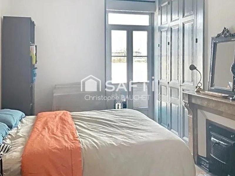 Appartement - 85 m² - 3 pièces