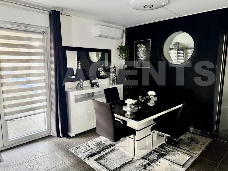 Maison - 125 m² - 5 pièces