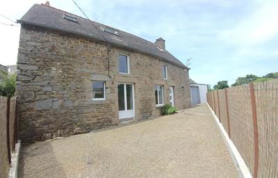 Maison - 280 m² - 8 pièces