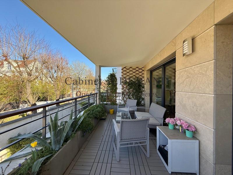 Appartement - 102 m² - 5 pièces