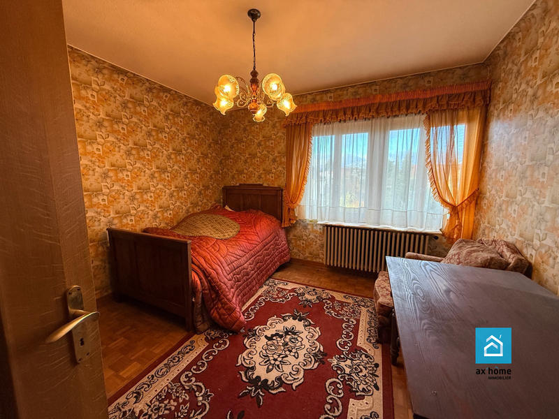 Maison - 210 m² - 7 pièces