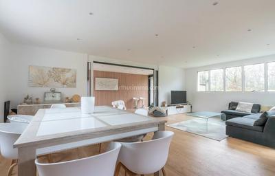 Maison - 175 m² - 7 pièces