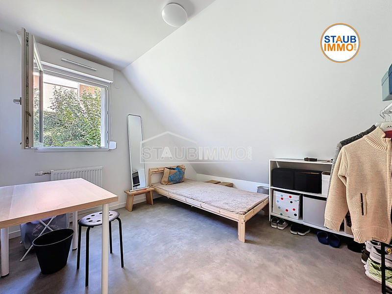 Maison - 80 m² - 5 pièces
