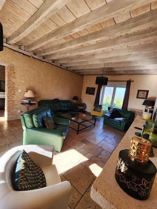 Maison - 214 m² - 5 pièces