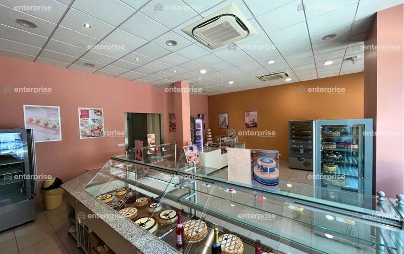 Local commercial - 113 m²